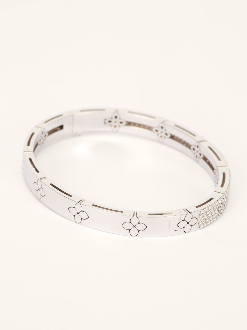 White Gold & Diamonds Small Love In Verona Diamond Bangle