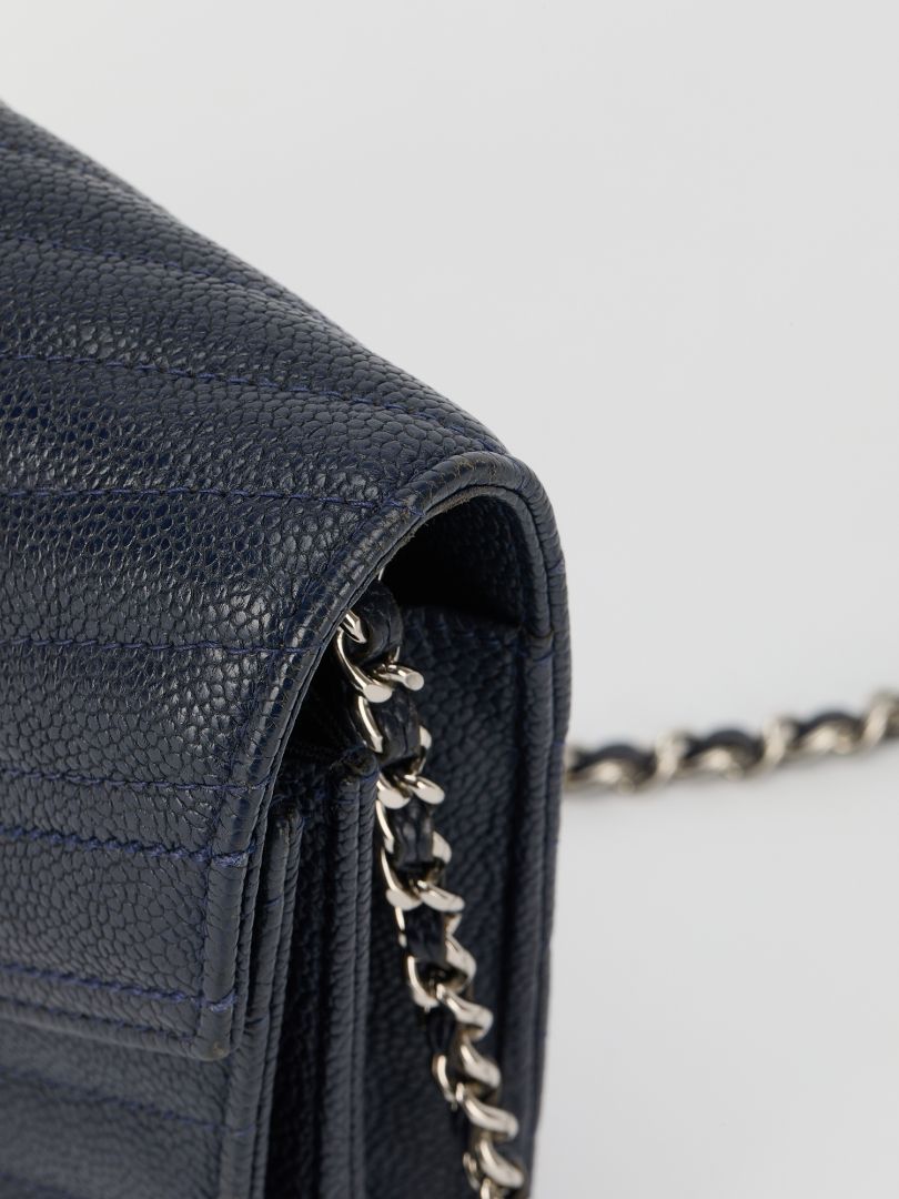 Navy Square Chevron Caviar Wallet On Chain With SHW