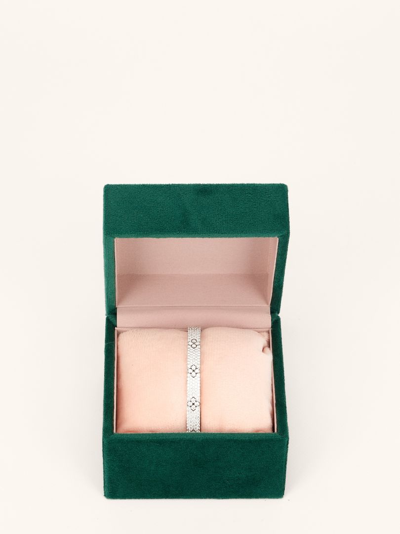 White Gold & Diamonds Small Love In Verona Diamond Bangle