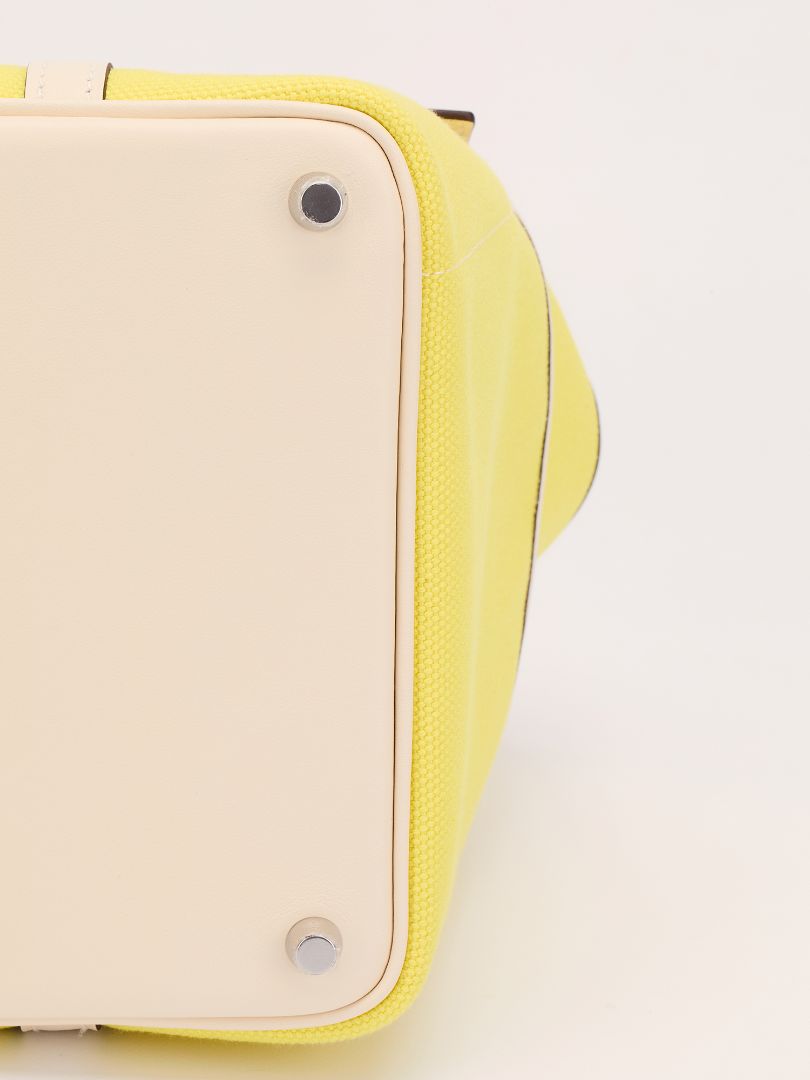 Cargo Picotin Lock 18 Jaune Citron Toile Goeland/Veau Swift With PHW 2022 U Stamp