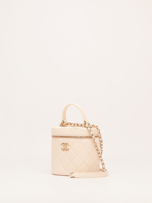White CC Logo Vanity Case With GHW