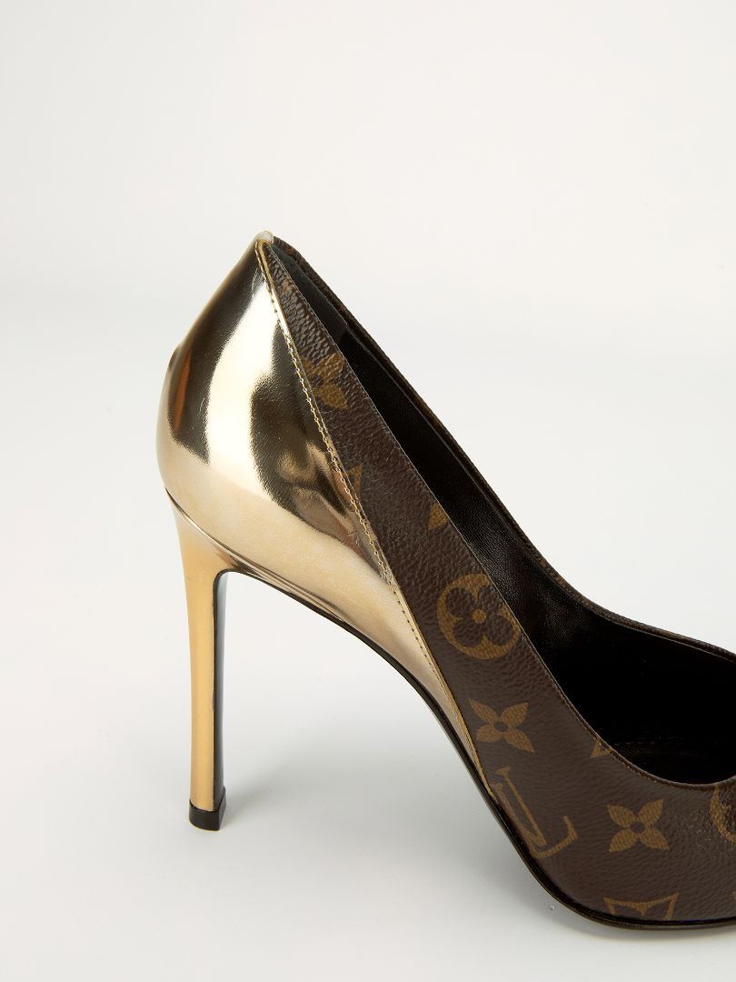 Monogram Cherie Pump with Gold Accent