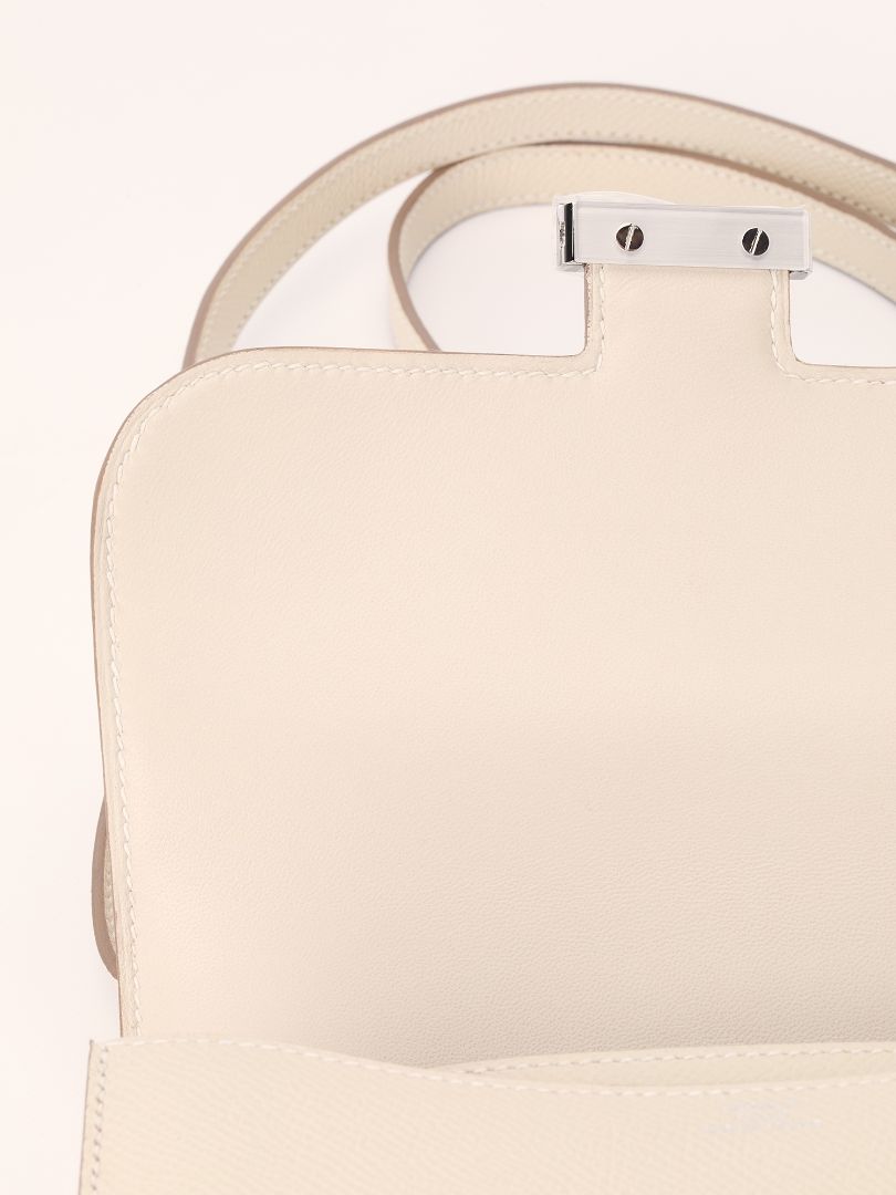 Constance 18 Craie Veau Epsom With Laque Hardware 2025 K Stamp