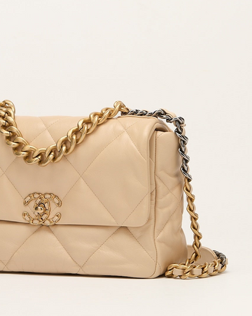 A considered way to shop pre-loved luxury