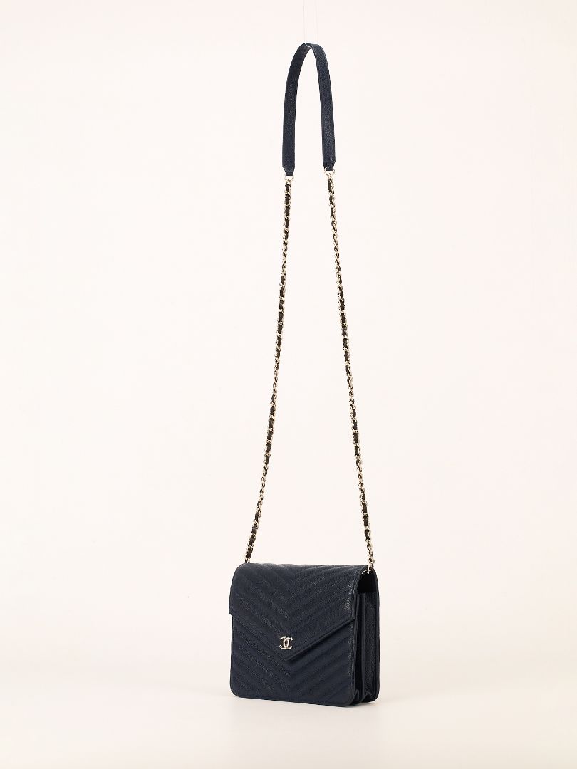 Navy Square Chevron Caviar Wallet On Chain With SHW