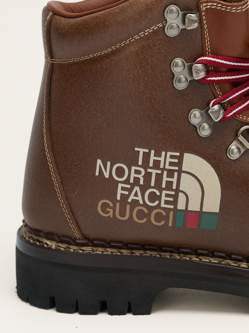 Foggy Tabacco Hiking Boots