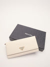 Cream Madras Wallet On Chain