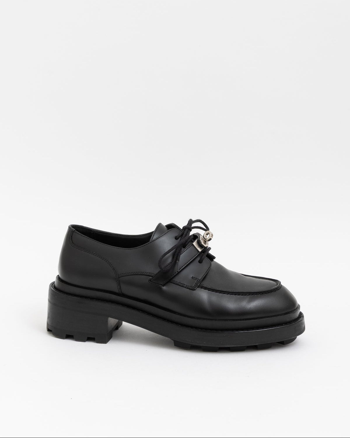 Hermès First Oxford Shoes in Black Smooth Calfskin Leather