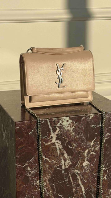 Medium Powder Pink Sunset Leather Shoulder Bag