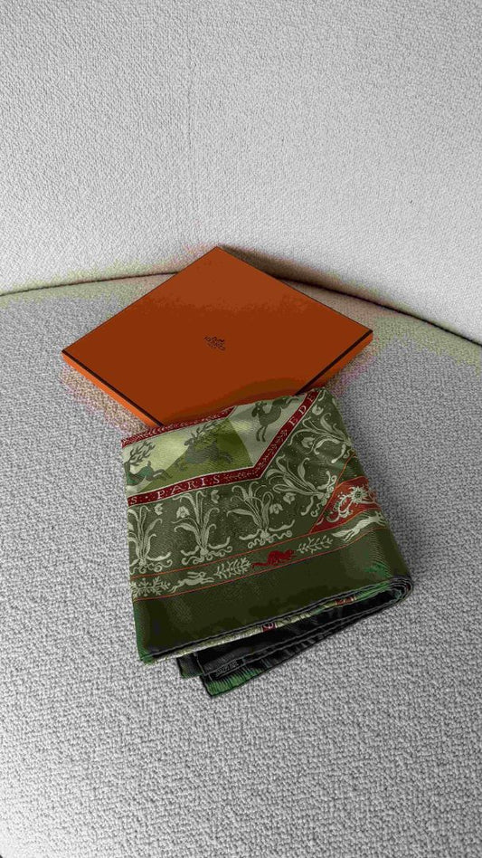 Sapin & Chaudron Fleurs D'hiver Silk Twill Scarf