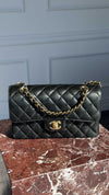 Small Black Caviar Classic Flap Handbag With GHW