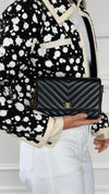 Black Chevron Wallet On Chain With GHW