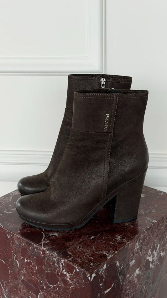 Brown Vintage Suede Platform Boots