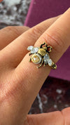 Gold Interlocking G Bee Ring